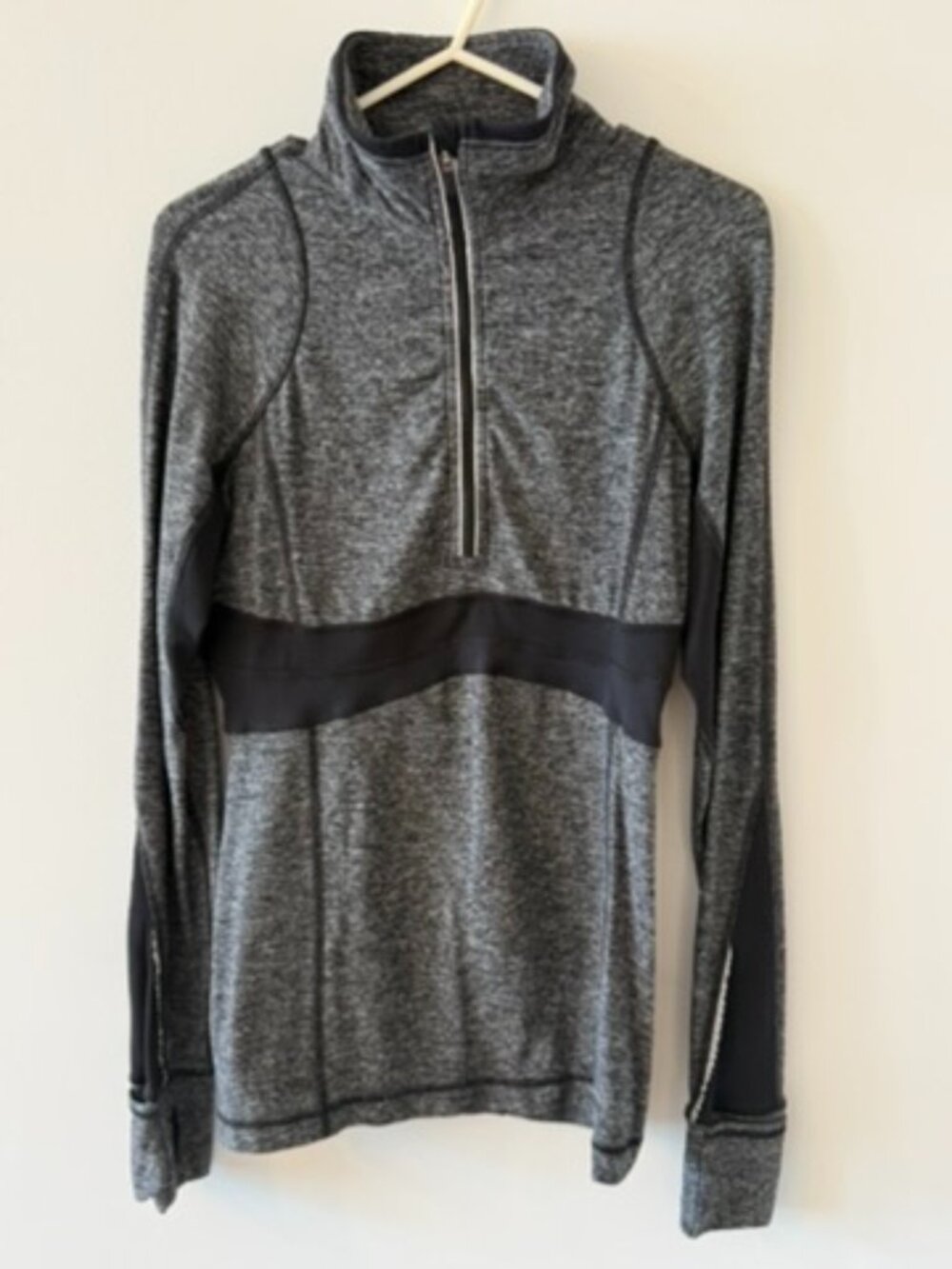 Lululemon Half Zip Pullover in size